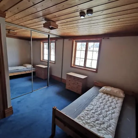 شقة - 2 Bedrooms - Wi-fi *